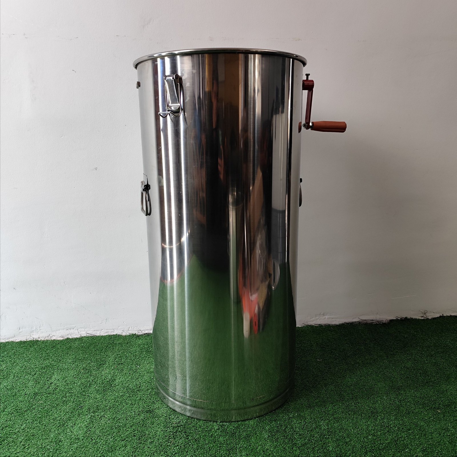 464088650_1020019513469956_4604844881195308174_n centrifugadora extractora de miel apicultura ecuatoriana ecuador
